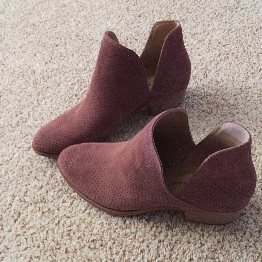Lucky Brand Shoe
